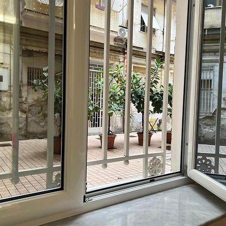 L'Ospite Napoletano Lejlighed Napoli Eksteriør billede