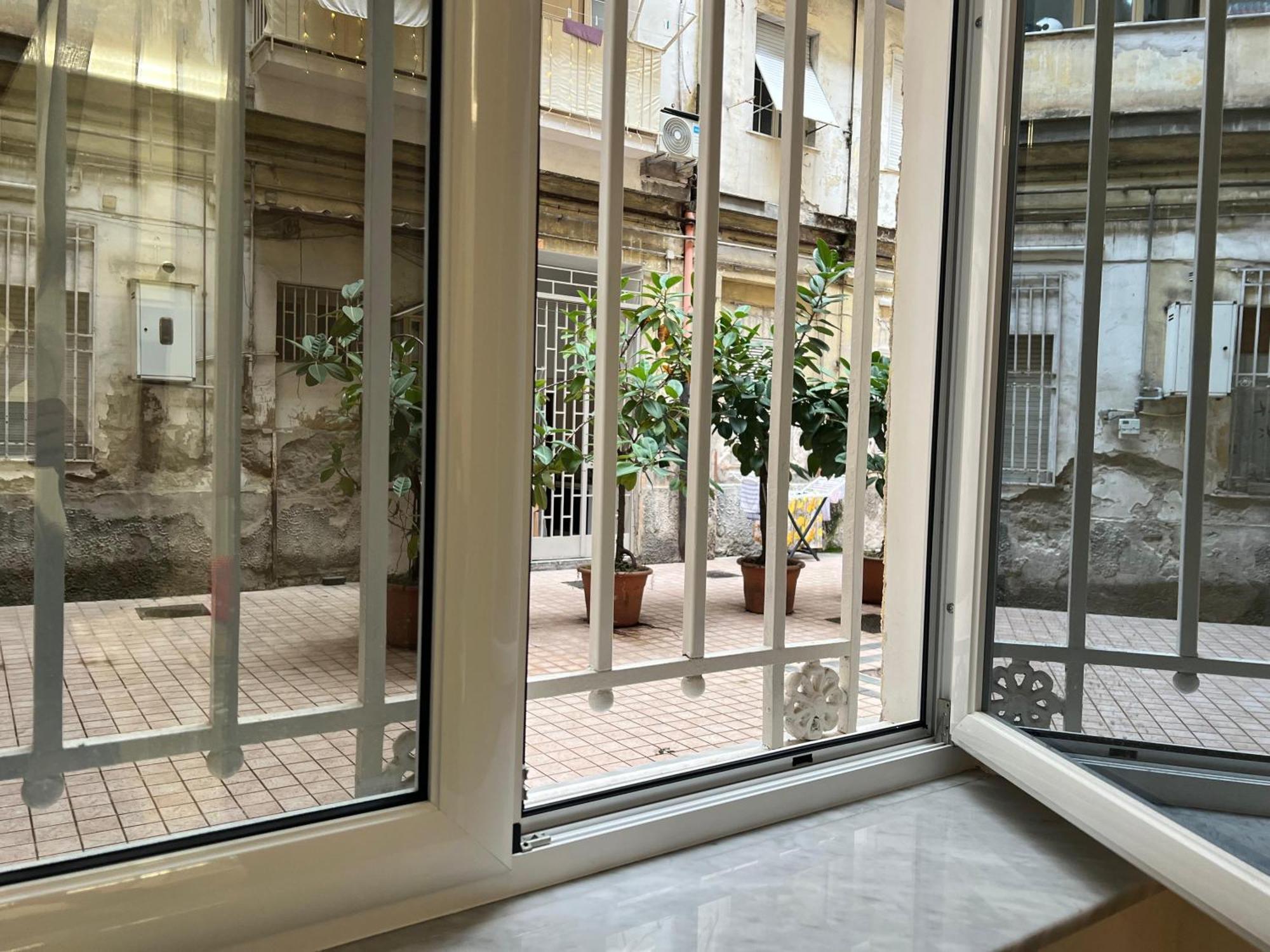 L'Ospite Napoletano Lejlighed Napoli Eksteriør billede